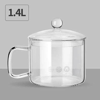 Clear glass mug with lid and rounded handle featuring 1.4l capacity engraved for use with creative glass salad bowl