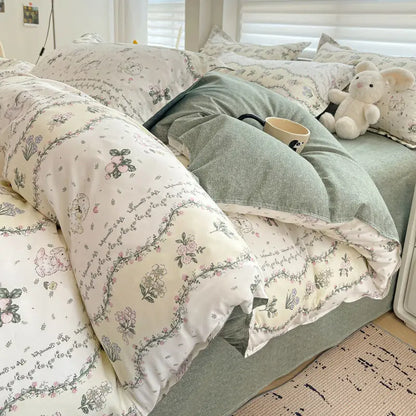 Cream-colored decorbites™ 2024 summer bedding set with delicate gray pink and green floral prints for twin and queen sizes