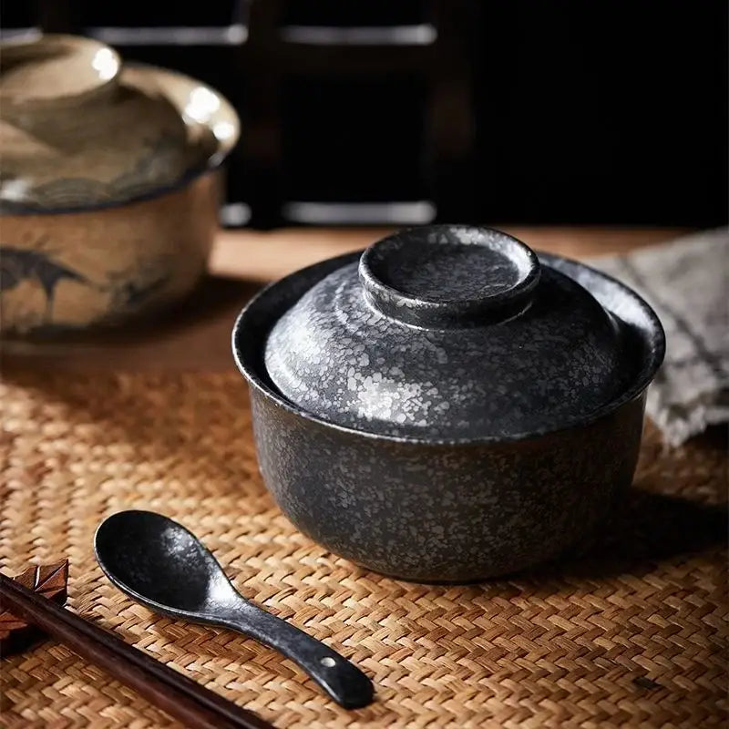 Dark gray speckled retro ceramic ramen bowl set with matching lid from decorbites™ for ramen serving