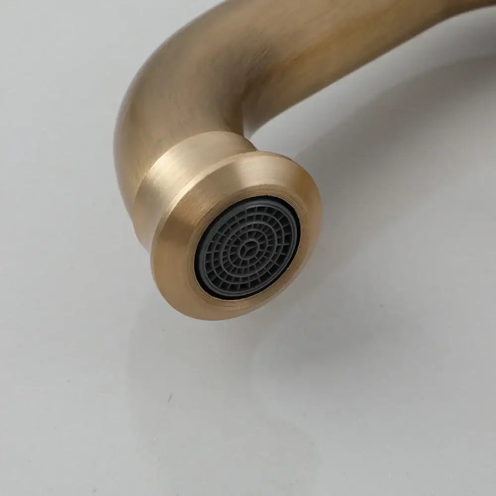 Decorbites™ antique brass oil rubbed bathroom faucet deck mount single handle mixer tap with curved spout and black spray head