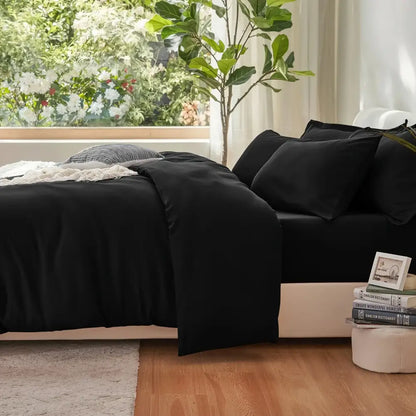 Black satin-like decorbites™ cotton duvet cover set with pillowcases designed for cooling summer comfort
