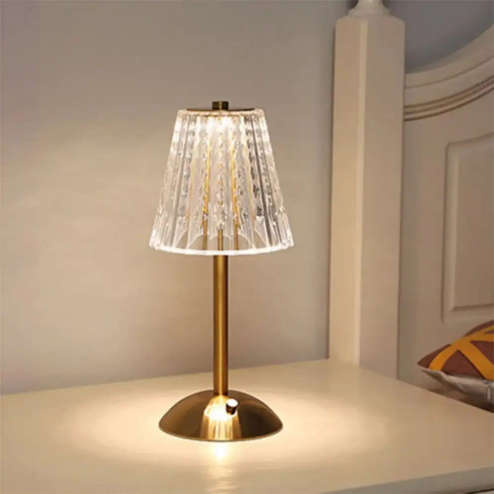 Decorbites™ crystal retro table lamp with gold metal base and faceted crystal shade for luxurious bedroom lighting