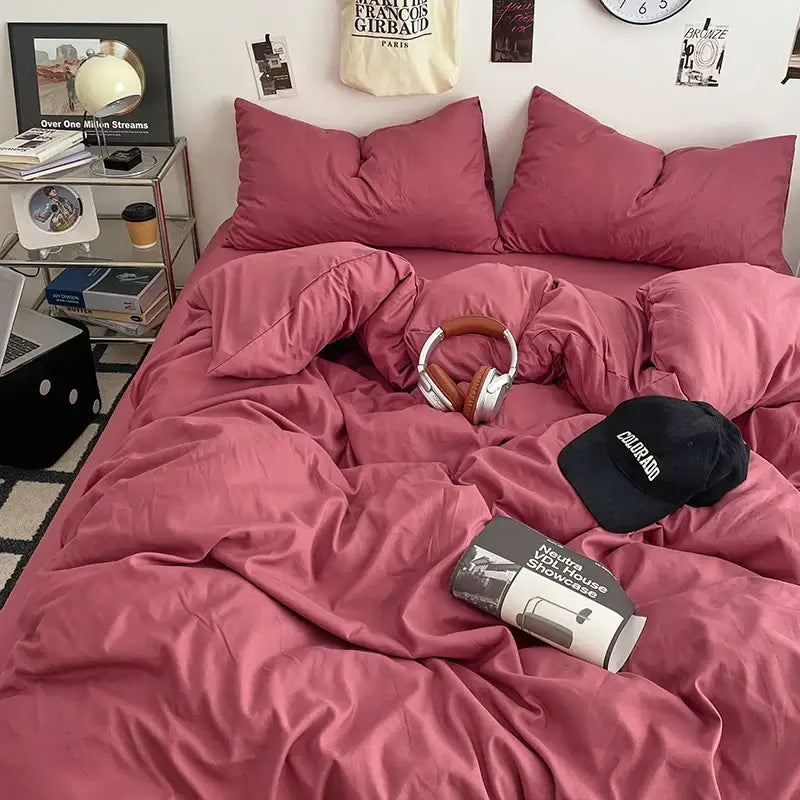 Decorbites fresh solid color cotton quilt set in dusty rose with cozy duvet and matching pillows in solid color design