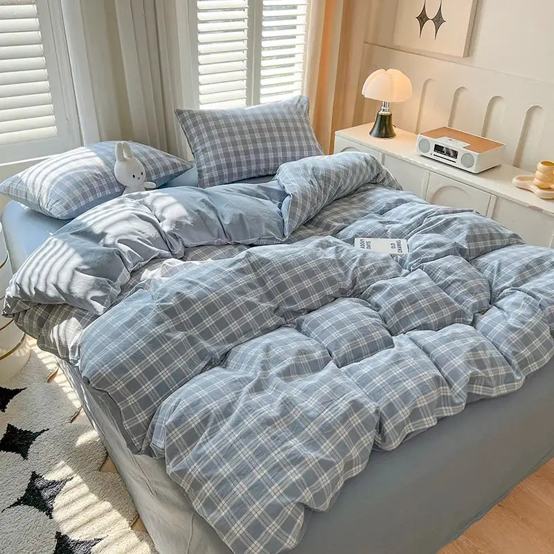 DecorBites™ Luxurious 2024 grid lattice blue and white plaid quilted duvet cover bedding set with flat sheet