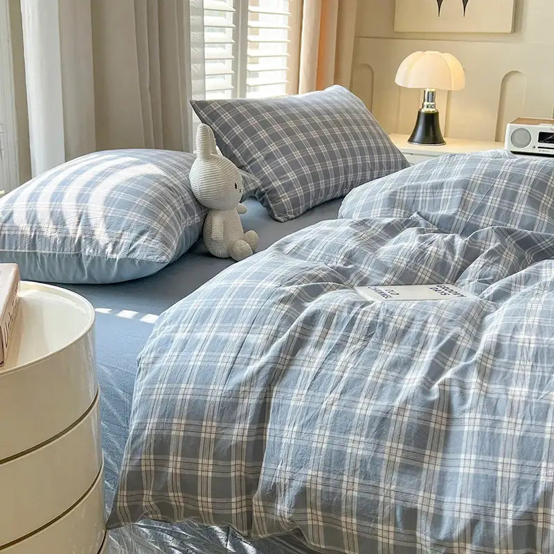DecorBites™ luxurious 2024 grid lattice blue and white plaid duvet cover bedding set with matching flat sheet