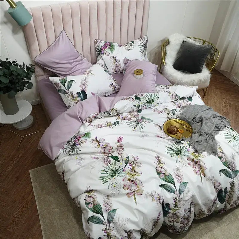 DecorBites luxury egyptian cotton duvet cover set with floral pattern and soft lavender accents including pillowcases