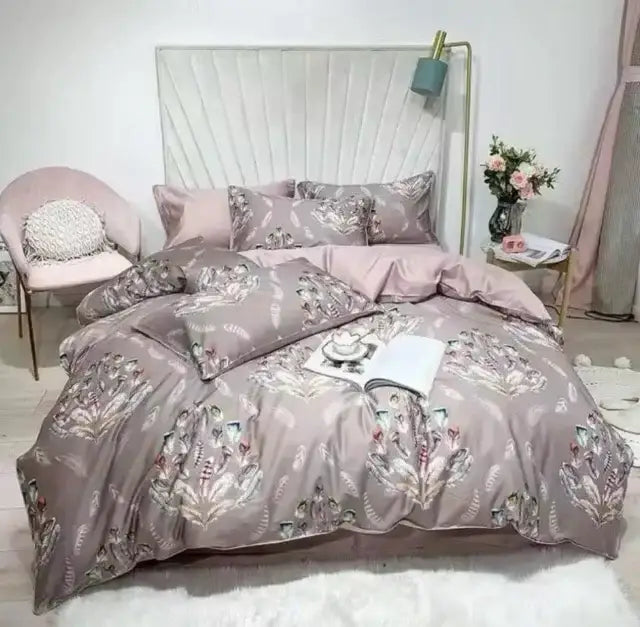 Decorbites™ luxury egyptian cotton duvet cover set in soft mauve satin with floral pattern and matching pillowcases