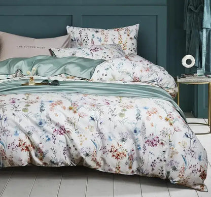 Decorbites luxury egyptian cotton duvet cover and pillowcases set with pastel floral pattern in white for bedding