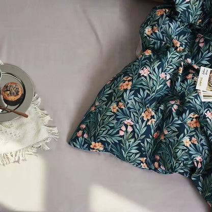 Decorbites luxury egyptian cotton duvet cover and pieces pillowcases 48x74cm in dark teal with vibrant flamingo leaf print