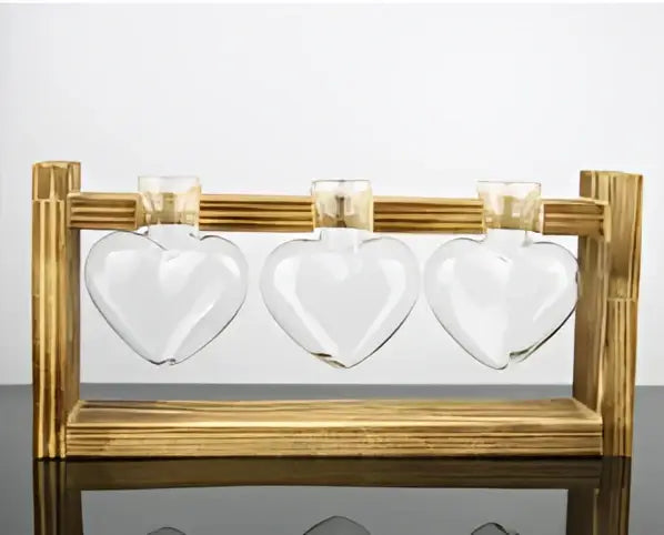 Decorbites™ modern crystal glass test tube vase featuring clear heart-shaped glass test tubes with gold-toned wooden frames