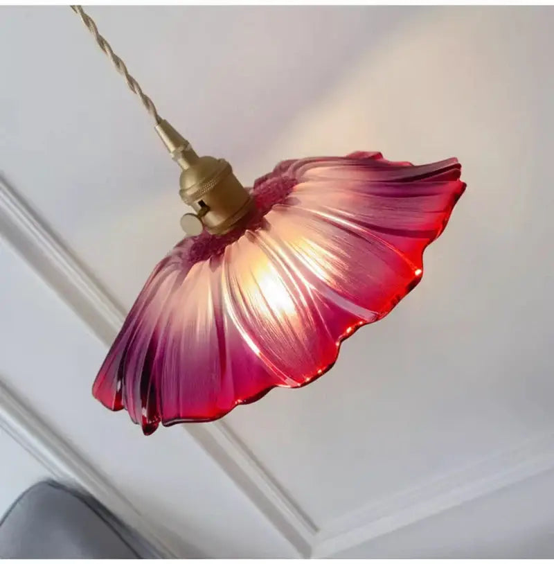 Decorbites™ modern nordic e27 ceiling lights with vibrant gradient glass pendant featuring deep red to soft pink petals