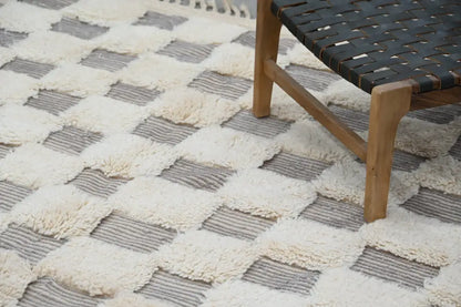A plush cream and gray checkered shaggy beni ouarain rug by decorbites 300 x 203 cm handcrafted traditional design