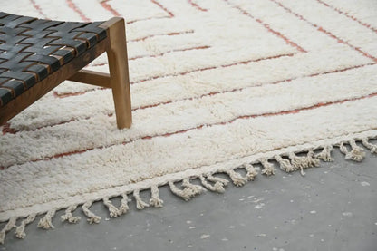 DecorBites moroccan handmade beni ouarain rug in cream wool with geometric red lines and fringed edges 302 x 200 cm