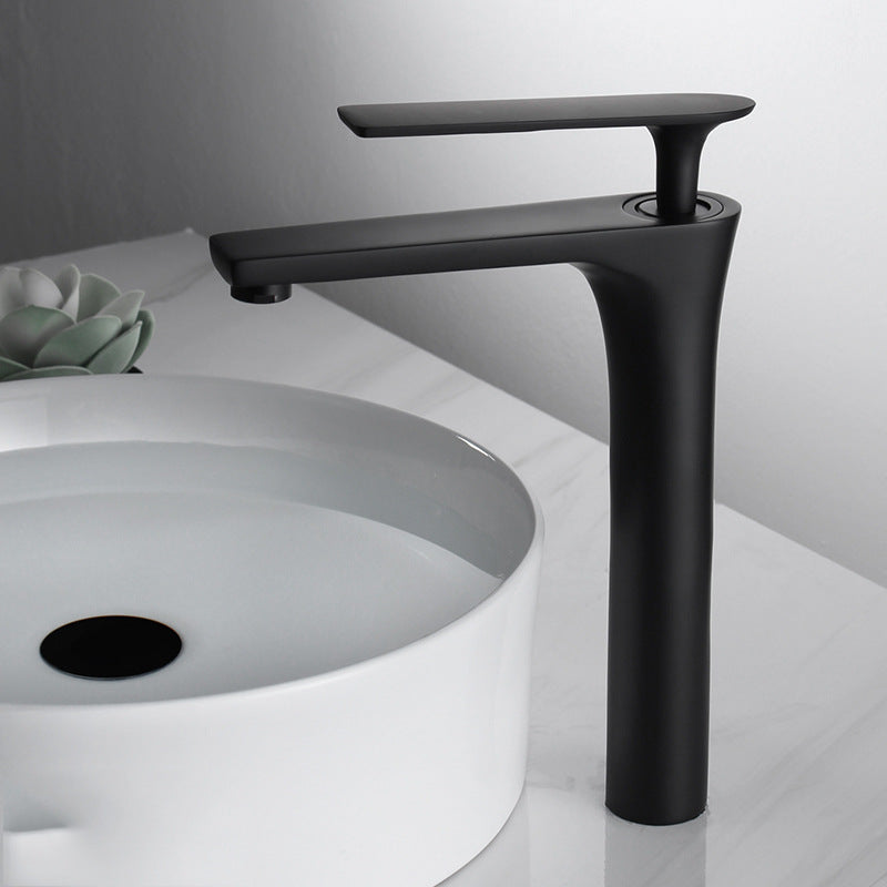 Brushed Gold Basin Faucet With Ceramic Disc Valve