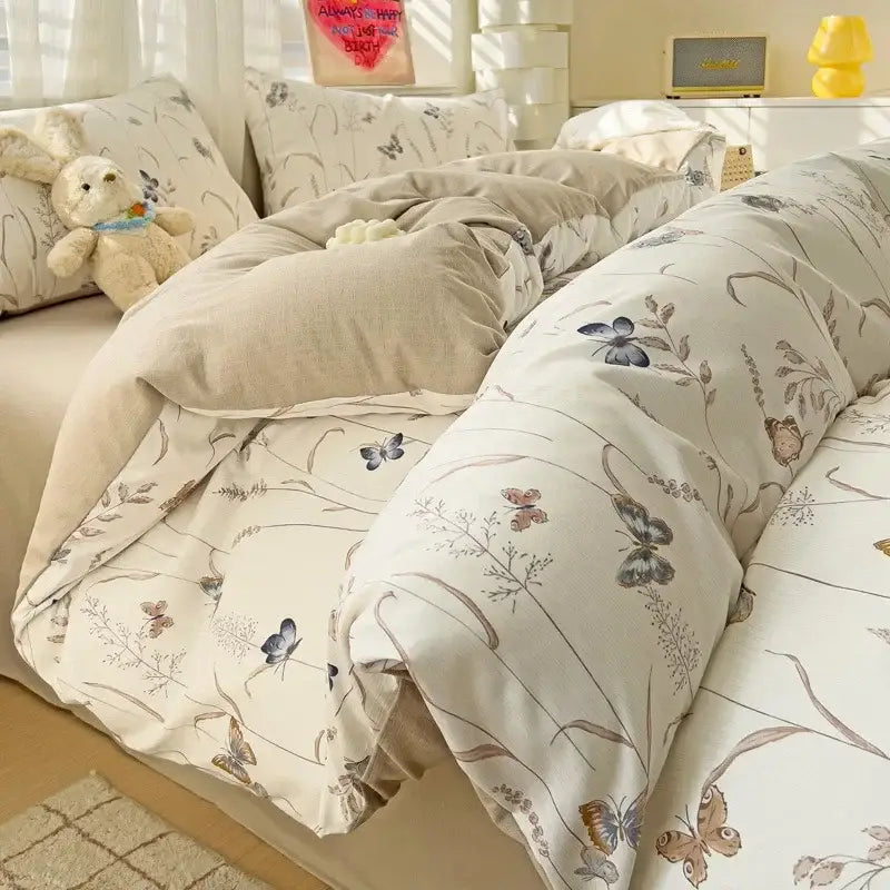 Floral cream and peach beige butterfly-print quilt cover set in soft textured cotton with delicate floral accents for bedroom