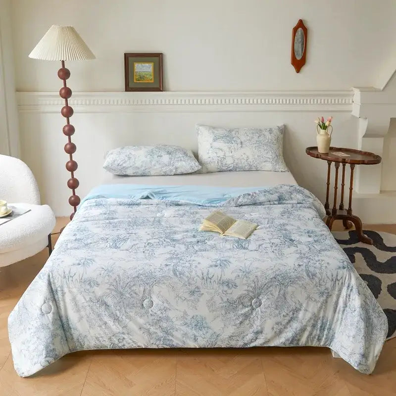 Blue and white floral patterned decorbites knitted cotton print summer quilt with soft textured fabric for bedroom decor