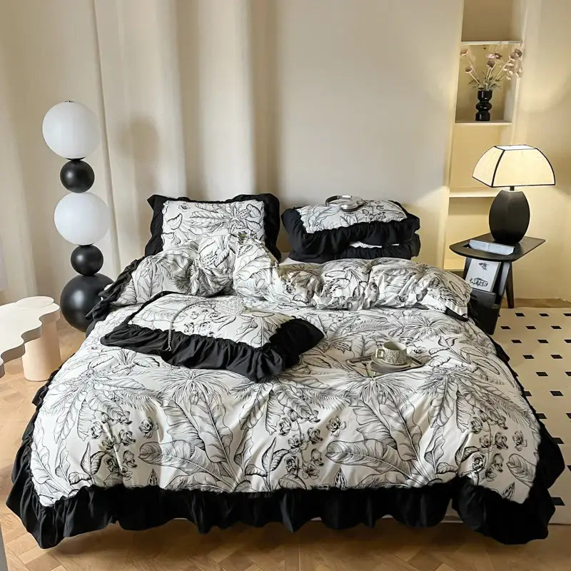 Black and white botanical print french vintage duvet cover set with ruffled edges for bedroom bedding