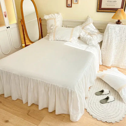 White ruffled bed skirt with delicate lace trim in cream cotton for decorbites french vintage bedding set bedroom decor