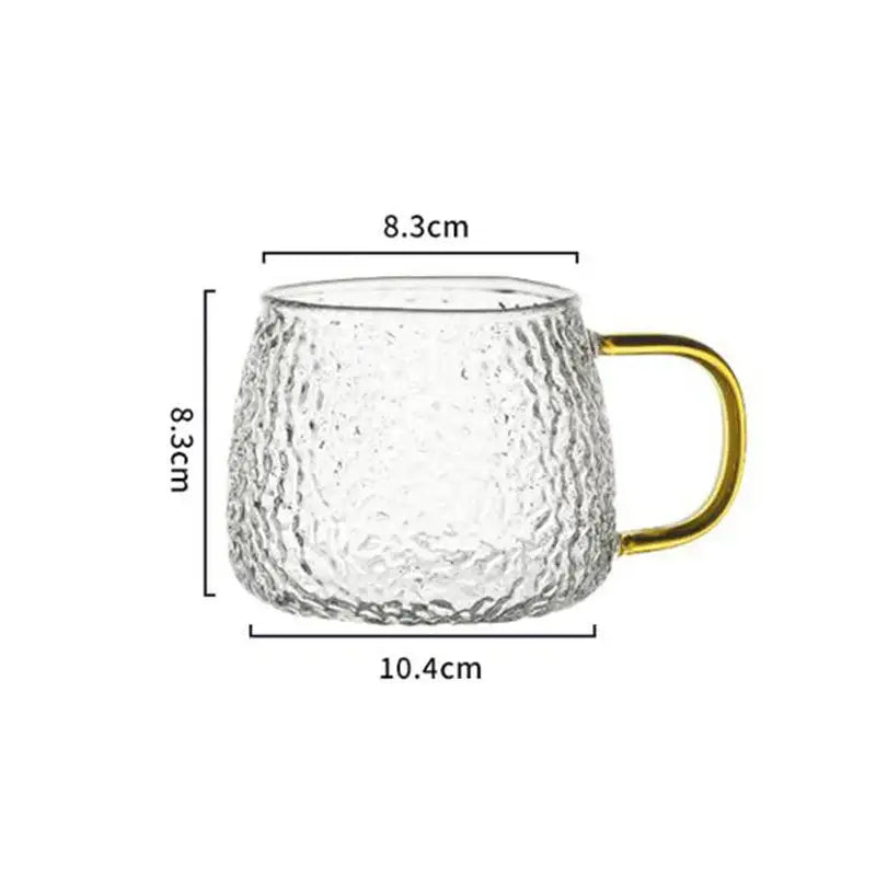 Clear textured 400ml hammer pattern glass mug with gold-colored handle for elegant kitchen glassware use