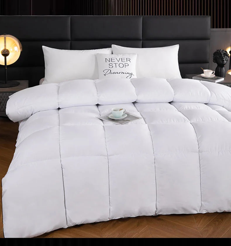 White quilted comforter with soft plush texture and stitched square panels, lightweight breathable winter quilt 220x240 cm