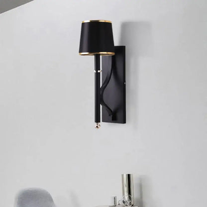 Minimalist black flaxen sconce light with gold-trimmed lampshade and curved metal arm for 110v-120v 220v-240v use