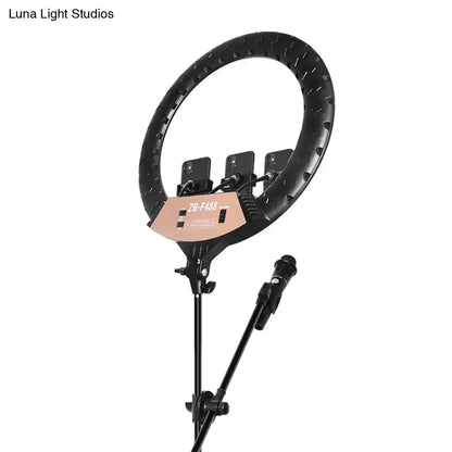 Black ring light zb-f488 by luna light studios with matte finish and three phone mounts features adjustable color temperature