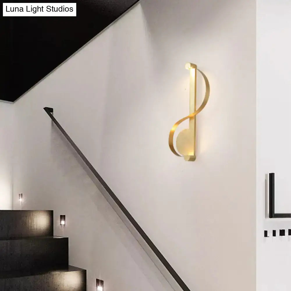 Gold-colored minimalist brass curve led wall sconce with sleek curved design for living room led wall mount