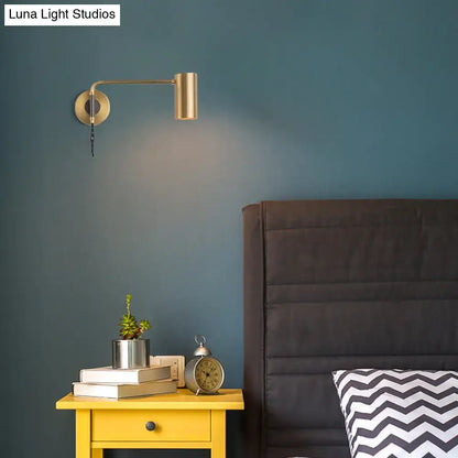 Minimalist gold metal bedside spotlight brass wall lamp with sleek cylindrical head and e26 e27 bulb base