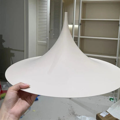 Minimalist Horn Pendant Light in Black or White - Decorbites