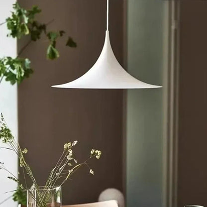 Minimalist Horn Pendant Light in Black or White - Decorbites