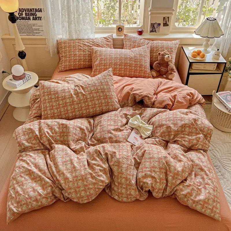 Cozy peach and cream patterned duvet cover set with soft textured fabric for mint green floral bedroom decor