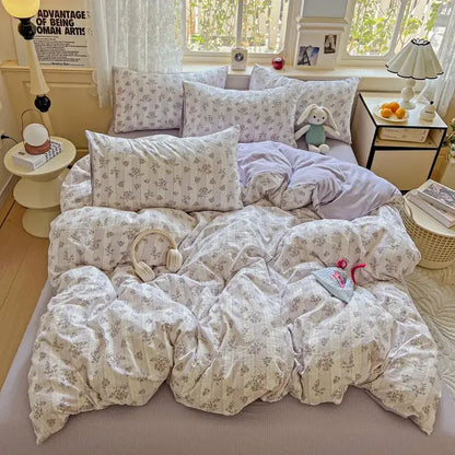 Floral-patterned white and lavender duvet cover set with soft textured fabric in a mint green floral double layer yarn design