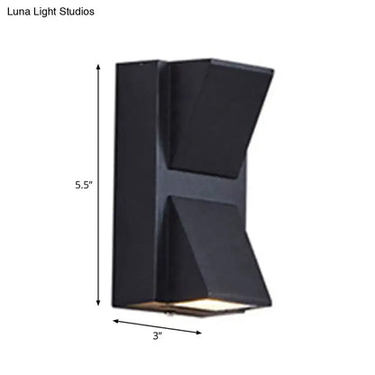 Modern black geometric led outdoor wall mount with matte finish and dual light sources for patio outdoor wall use