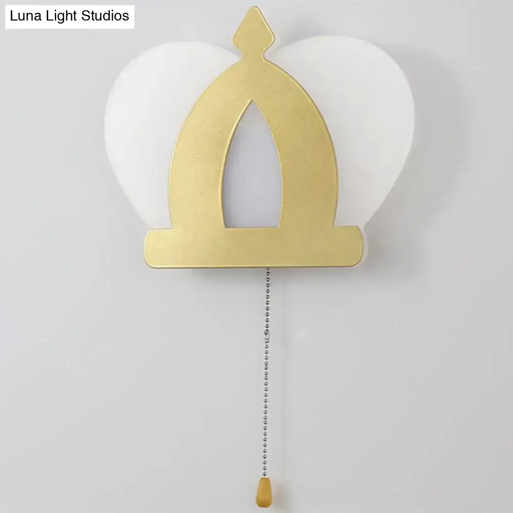Modern gold crown wall lamp with white heart-shaped backlit panels and pull chain for elegant wall lighting