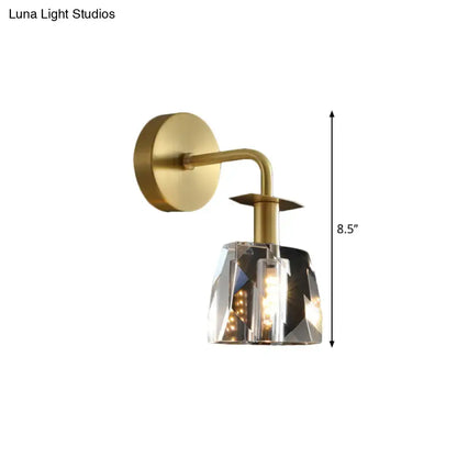 Modern gold crystal wall lamp with faceted crystal shade suitable for 110v-120v and 220v-240v lighting