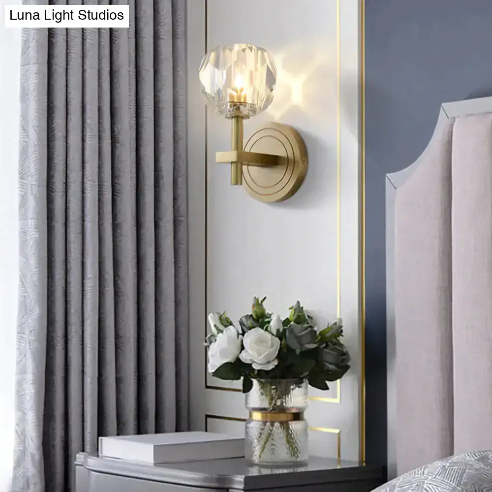 Decorbites ivy crystal wall lamp with gold-toned metal base and circular backplate as elegant wall lamp