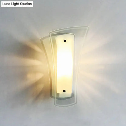 Modern gold geometric wall sconce with frosted glass curved design and warm ambient lighting sconce lamp 220v-240v 110v-120v
