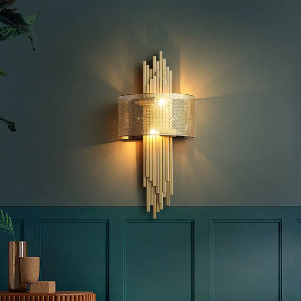 Modern gold mesh sconce lamp wall lamp with vertical slats and mesh shade suitable for 220v-240v 110v-120v use