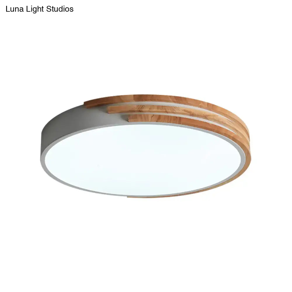 Decorbites™ nordic style round flush mount ceiling light with matte gray concrete base and warm wooden slats