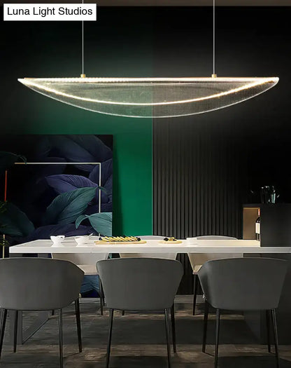 Modern leaf shaped acrylic led pendant light with translucent curved design for dining room illumination