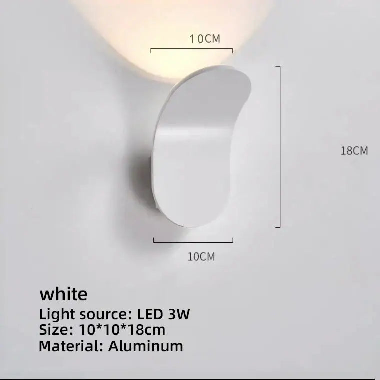 Modern minimalist white aluminum led wall lamp with sleek curved design and 3w light source for living room