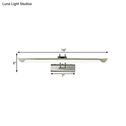Modern silver finish linear wall mount led vanity lamp with brushed nickel finish and frosted glass diffuser
