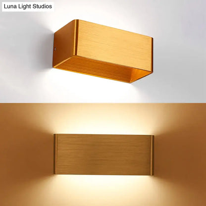 Modern white rectangular wall lamp with gold finish and brushed metal texture warm white sconce for bedroom lighting