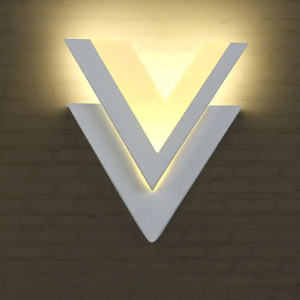 Modern white v shaped led wall mount light with warm led lighting suitable for 220v-240v and 110v-120v use