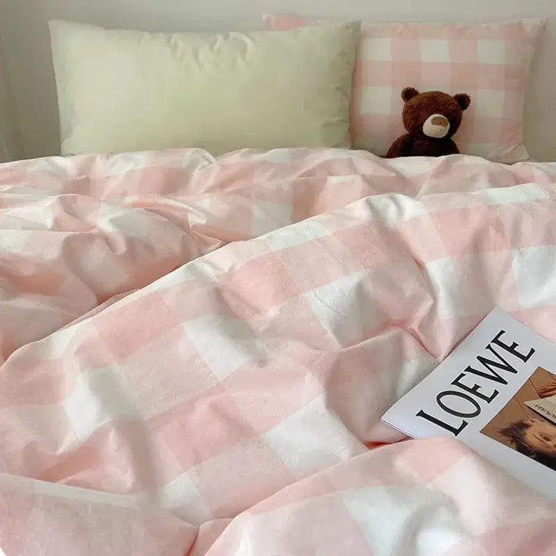 Pink and white gingham cozy cotton grid duvet cover from decorbites bedding sets for bedroom use