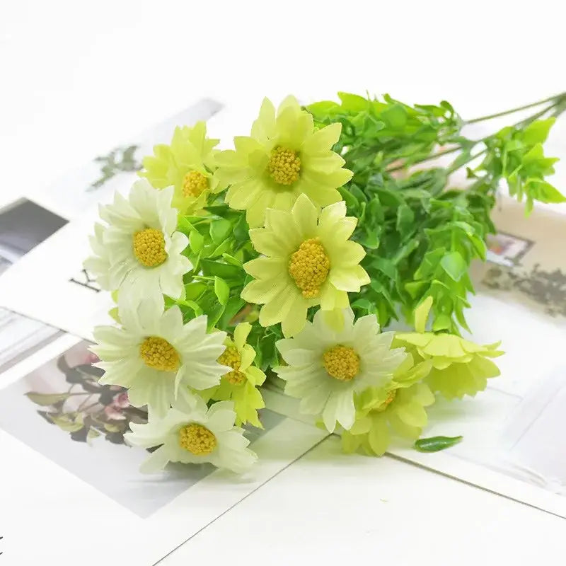 A daisy bouquet green plant with soft white and pale yellow synthetic flowers for living room decor