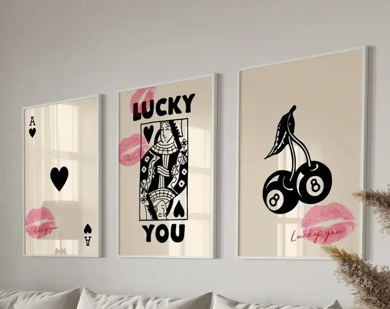 Decorbites™ 3-piece retro queen of hearts wall art set with black and pink hearts wall art on cream background