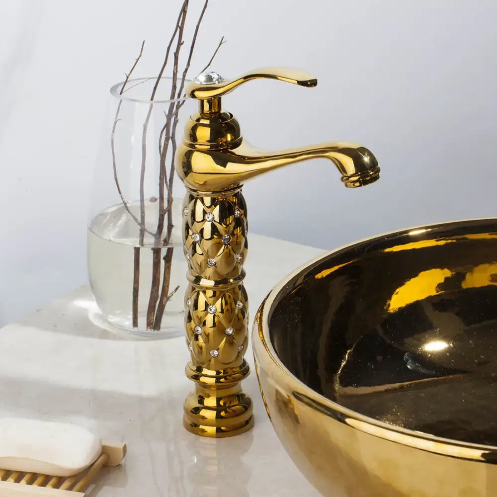 Quilted diamond decorbites golden plated bathroom basin faucet in polished brass with diamond pineapple design