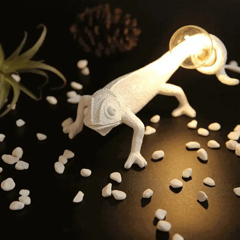 White decorbites chameleon figure resin wall lamp with textured sculpted body and exposed tail bulb for bedroom night light